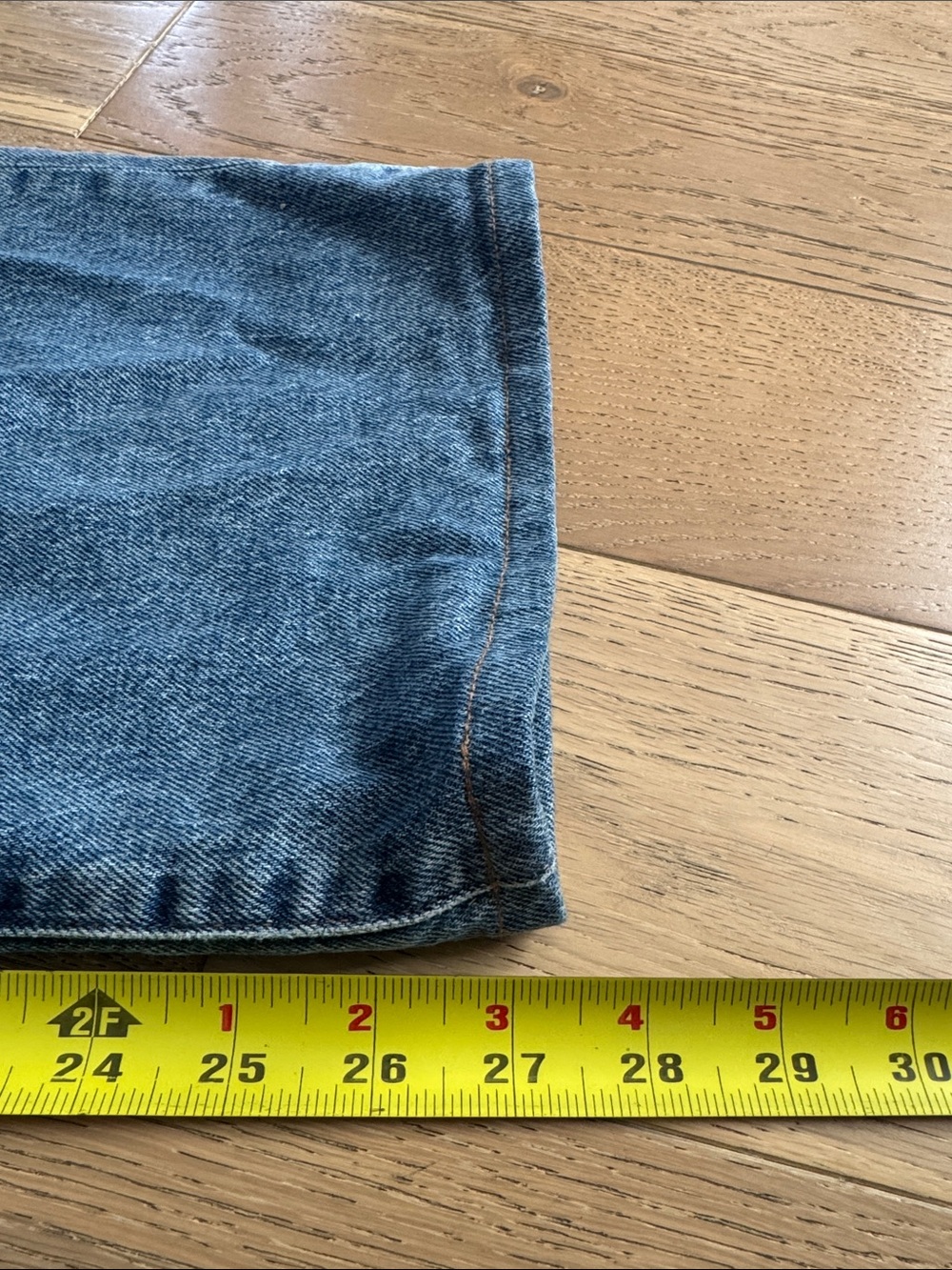 Agolde Harper Mid Rise Relaxed Straight Jeans in Flash, size 28 (27” inseam) - Picture 7 of 7